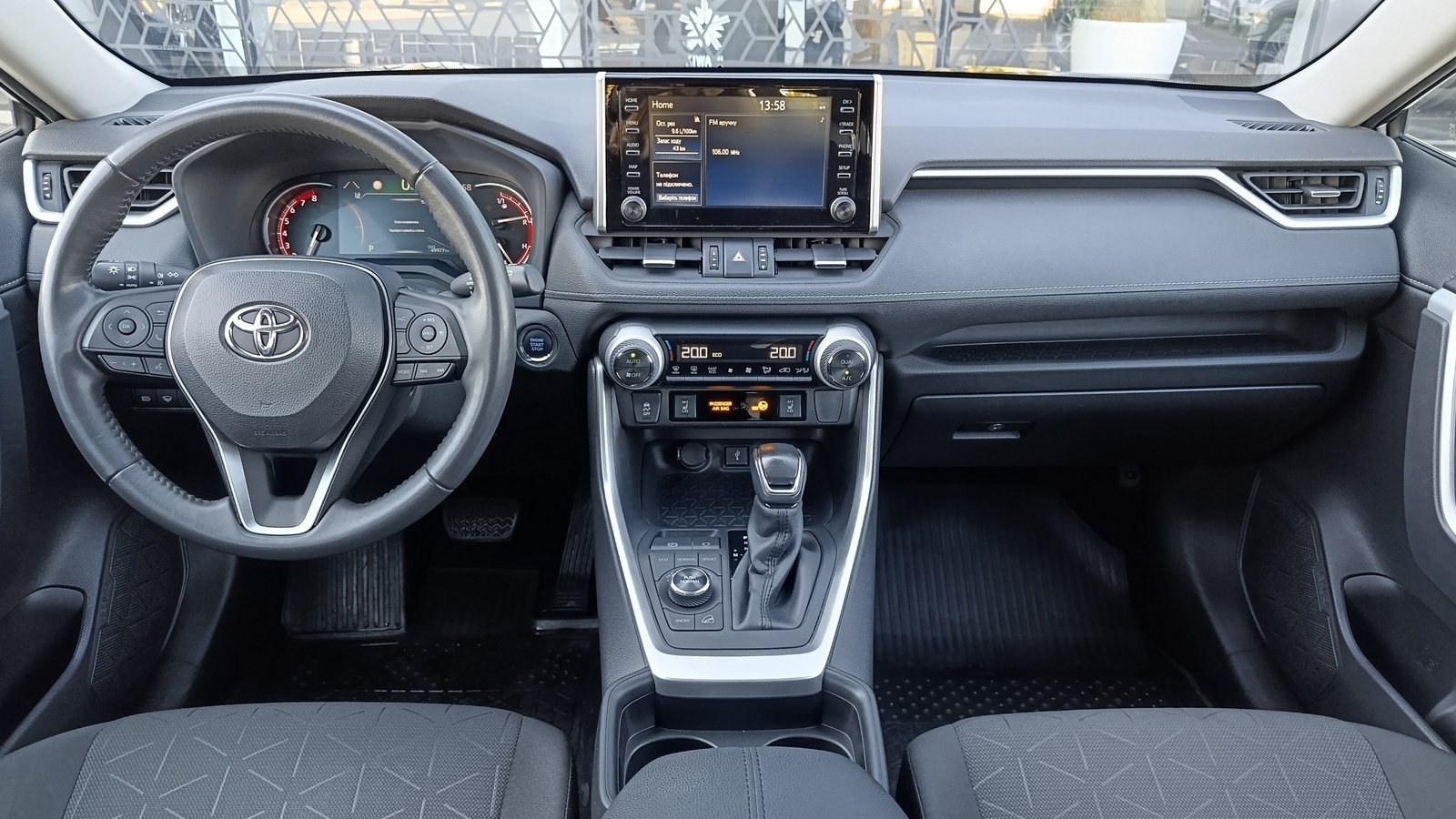 Toyota RAV4 2021 року, Універсал, Лексус Київ Захід, м.Київ | Фото № 8 Toyota RAV4 2021 року з пробігом 49960 км, Універсал, Лексус Київ Захід, м.Київ - 1260000 ГРН | Фото № 8