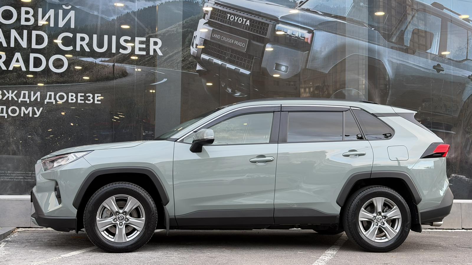 Toyota RAV4 2023 року з пробігом 79035 км, Універсал, Тойота Центр Одеса "ВіДі Пальміра", м.Одеса - 1575000 ГРН | Фото № 3