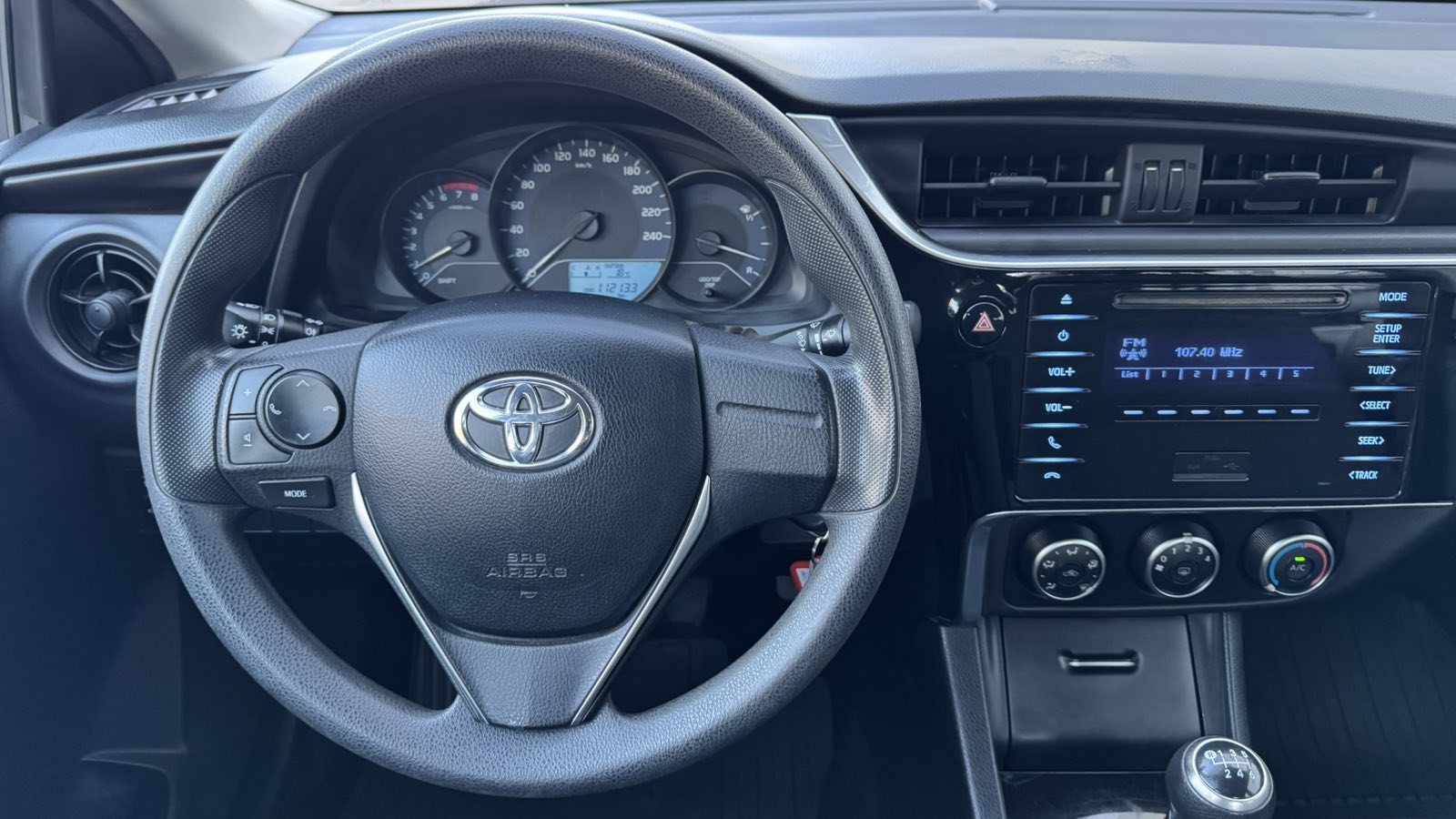 Toyota COROLLA 2018 року, Седан, Тойота Центр Київ "Автосаміт Укравто", м.Київ | Фото № 9 Toyota COROLLA 2018 року з пробігом 112098 км, Седан, Тойота Центр Київ "Автосаміт Укравто", м.Київ - 490000 ГРН | Фото № 9