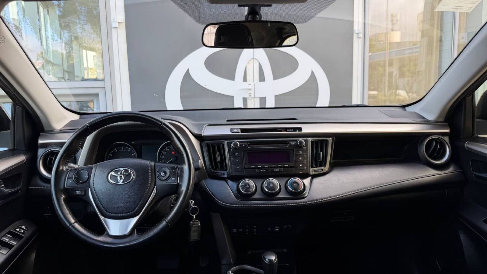 Toyota RAV4 2017 року, Універсал, Тойота Центр Одеса "Інжпроект", м.Одеса | Фото № 8 Toyota RAV4 2017 року з пробігом 137109 км, Універсал, Тойота Центр Одеса "Інжпроект", м.Одеса - 850000 ГРН | Фото № 8