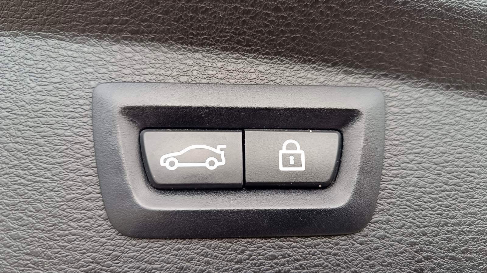 Інші авто BMW X2 2018 року з пробігом 224081 км, Універсал, Тойота Центр Київ "ВІДІ Аеропорт", м.Київ - 940000 ГРН | Фото № 17