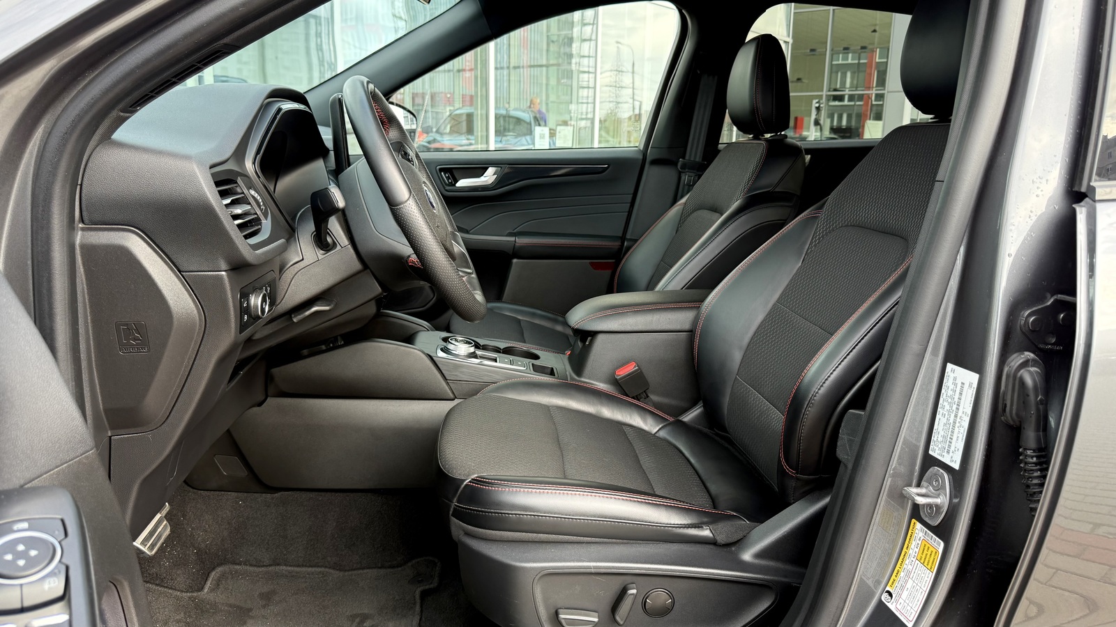 Інші авто FORD ESCAPE 2024 року, Універсал, Тойота Центр Чернігів "Соллі-Плюс", м.Чернігів | Фото № 12 Інші авто FORD ESCAPE 2024 року з пробігом 18069 км, Універсал, Тойота Центр Чернігів "Соллі-Плюс", м.Чернігів - 1088000 ГРН | Фото № 12