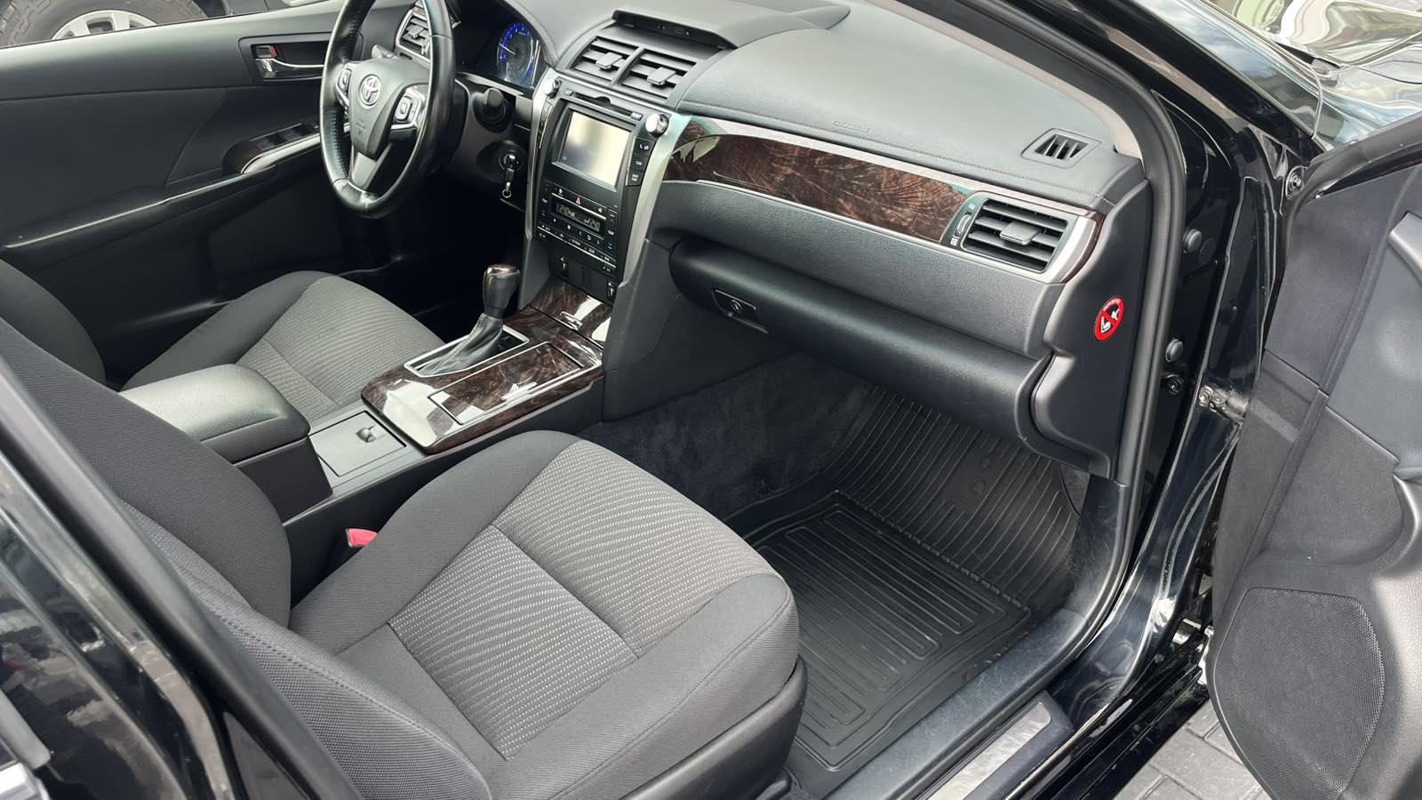 Toyota CAMRY 2016 року з пробігом 195696 км, Седан, Тойота Центр Хмельницький "Гранд Мотор", м.Хмельницький - 656000 ГРН | Фото № 6