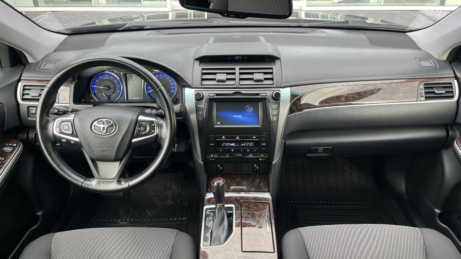 Toyota CAMRY 2016 року з пробігом 195696 км, Седан, Тойота Центр Хмельницький "Гранд Мотор", м.Хмельницький - 656000 ГРН | Фото № 8