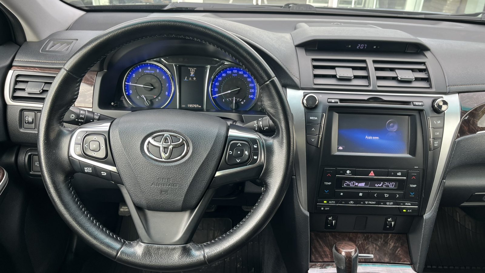 Toyota CAMRY 2016 року з пробігом 195696 км, Седан, Тойота Центр Хмельницький "Гранд Мотор", м.Хмельницький - 656000 ГРН | Фото № 9