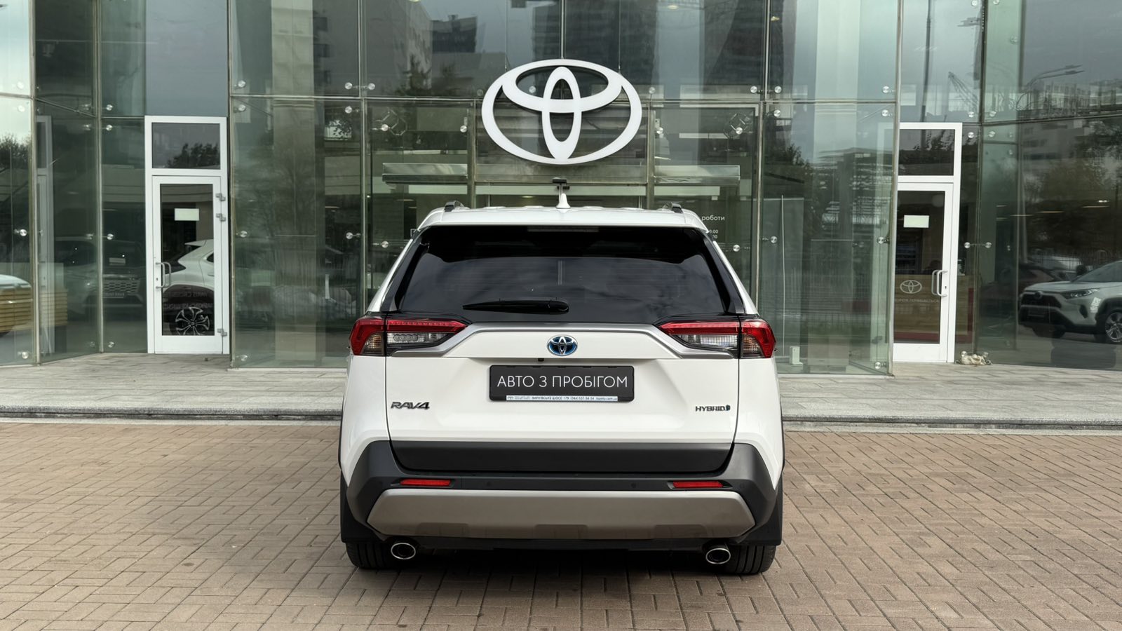 Toyota RAV4 2022 року, Універсал, Тойота Центр Київ "Автосаміт Укравто", м.Київ | Фото № 4 Toyota RAV4 2022 року з пробігом 100340 км, Універсал, Тойота Центр Київ "Автосаміт Укравто", м.Київ - 1525000 ГРН | Фото № 4