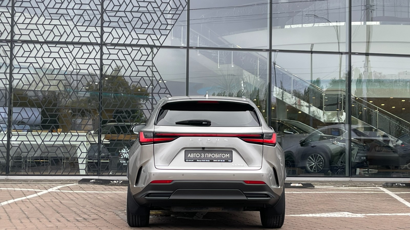 Lexus NX 2022 року, Універсал, Лексус Київ Захід, м.Київ | Фото № 4 Lexus NX 2022 року з пробігом 69503 км, Універсал, Лексус Київ Захід, м.Київ - 1770000 ГРН | Фото № 4