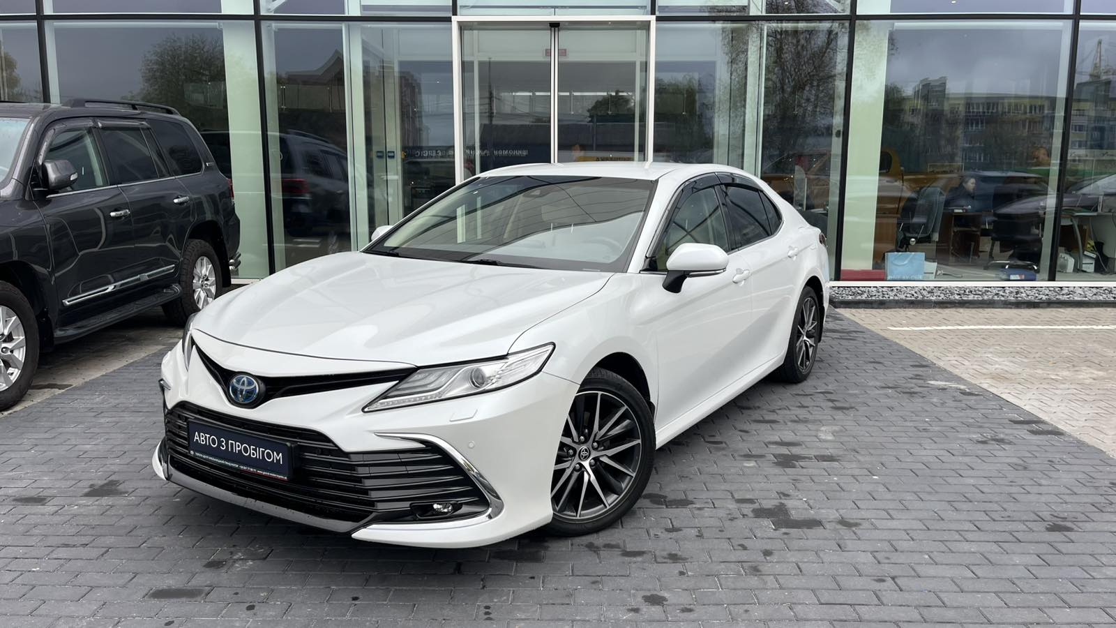 Toyota CAMRY 2021 року з пробігом 68182 км, Седан, Тойота Центр Хмельницький "Гранд Мотор", м.Хмельницький - 1352000 ГРН | Фото № 1