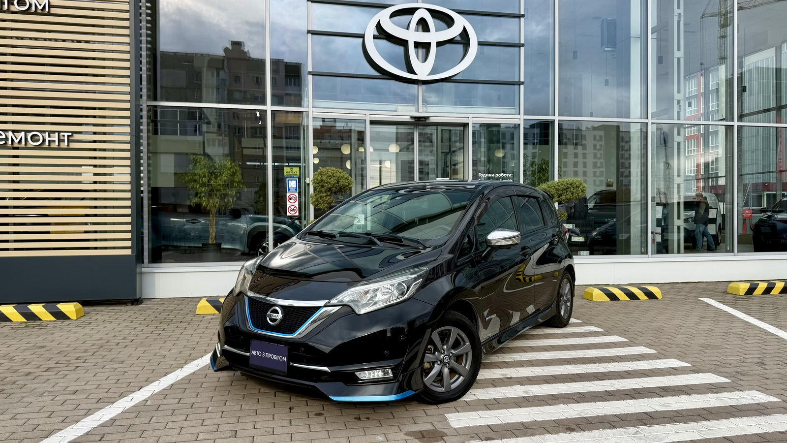Інші авто NISSAN NOTE 2018 року, Хетчбек, Тойота Центр Чернігів "Соллі-Плюс", м.Чернігів | Фото № 1 Інші авто NISSAN NOTE 2018 року з пробігом 74910 км, Хетчбек, Тойота Центр Чернігів "Соллі-Плюс", м.Чернігів - 576000 ГРН | Фото № 1