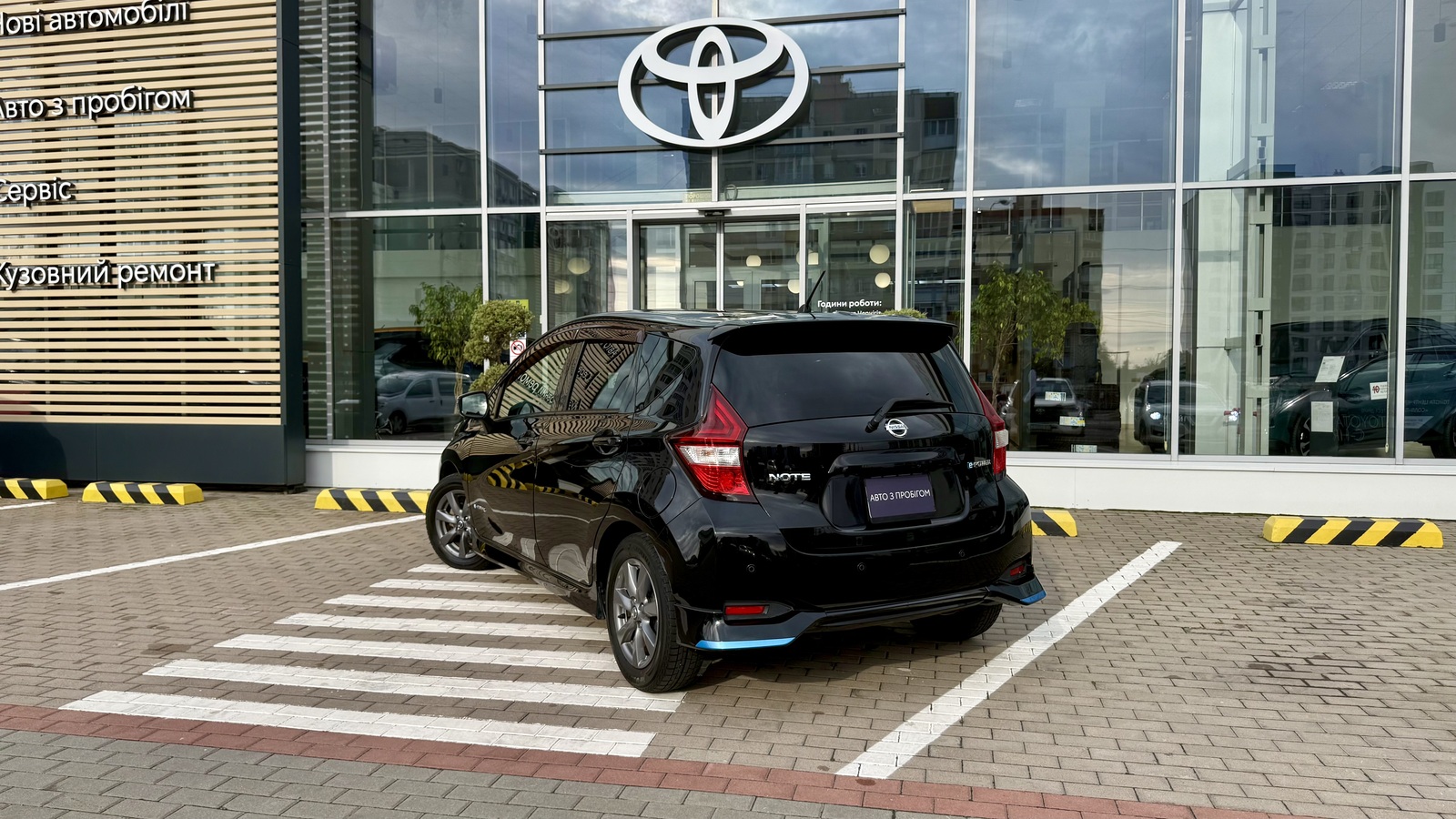 Інші авто NISSAN NOTE 2018 року, Хетчбек, Тойота Центр Чернігів "Соллі-Плюс", м.Чернігів | Фото № 2 Інші авто NISSAN NOTE 2018 року з пробігом 74910 км, Хетчбек, Тойота Центр Чернігів "Соллі-Плюс", м.Чернігів - 576000 ГРН | Фото № 2