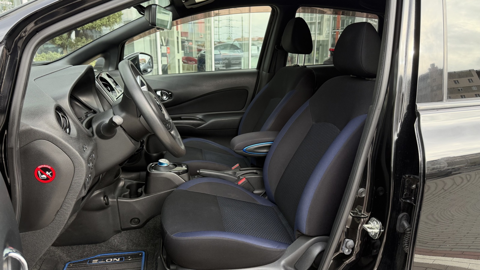 Інші авто NISSAN NOTE 2018 року, Хетчбек, Тойота Центр Чернігів "Соллі-Плюс", м.Чернігів | Фото № 12 Інші авто NISSAN NOTE 2018 року з пробігом 74910 км, Хетчбек, Тойота Центр Чернігів "Соллі-Плюс", м.Чернігів - 576000 ГРН | Фото № 12