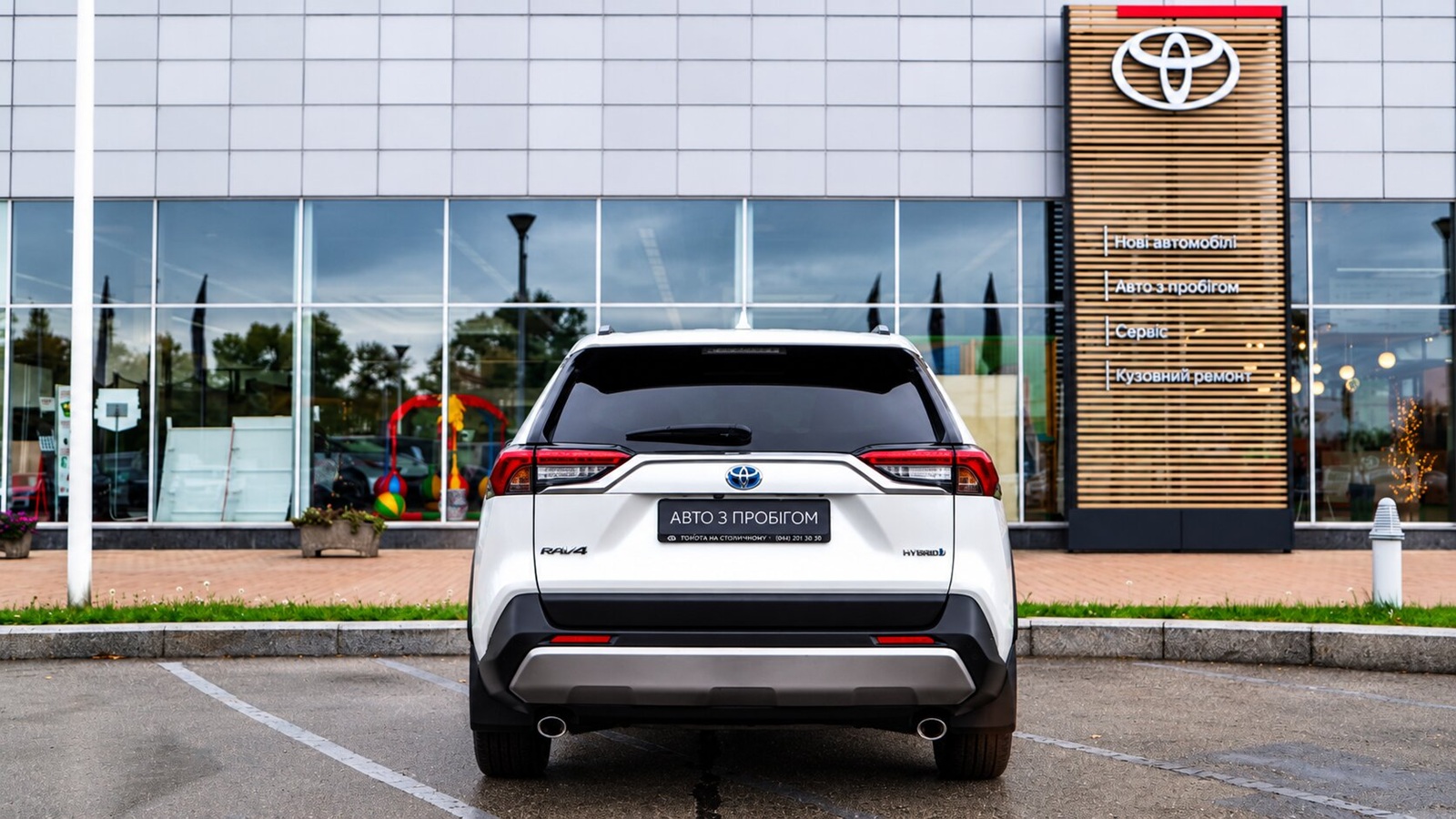 Toyota RAV4 2023 року з пробігом 118301 км, Універсал, Тойота Центр Київ "Автосаміт Укравто Столичне", м.Київ - 1575000 ГРН | Фото № 4