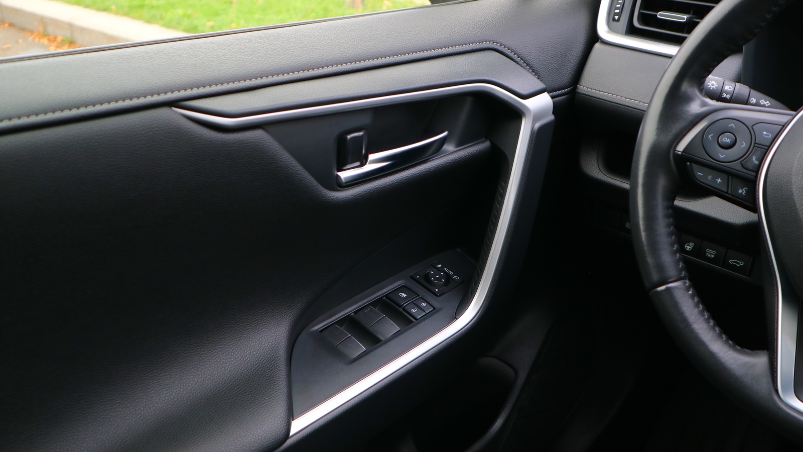 Toyota RAV4 2023 року з пробігом 118301 км, Універсал, Тойота Центр Київ "Автосаміт Укравто Столичне", м.Київ - 1575000 ГРН | Фото № 16