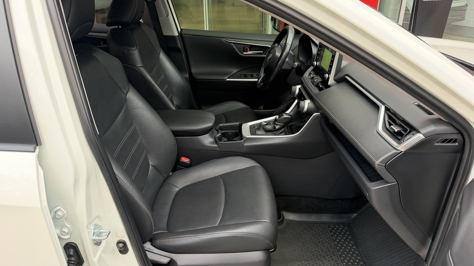 Toyota RAV4 2019 року з пробігом 76005 км, Універсал, Тойота Центр Кривий Ріг "Алмаз Сістем", м.Кривий Ріг - 1400000 ГРН | Фото № 6