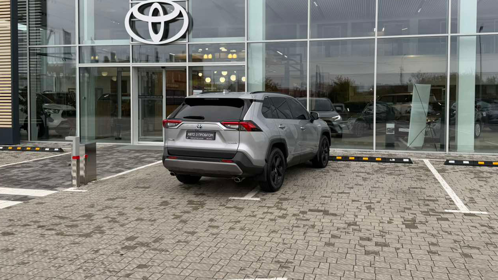 Toyota RAV4 2021 року з пробігом 69704 км, Універсал, Тойота Центр Рівне "Агат Авто", м.Рівне - 1526610 ГРН | Фото № 18