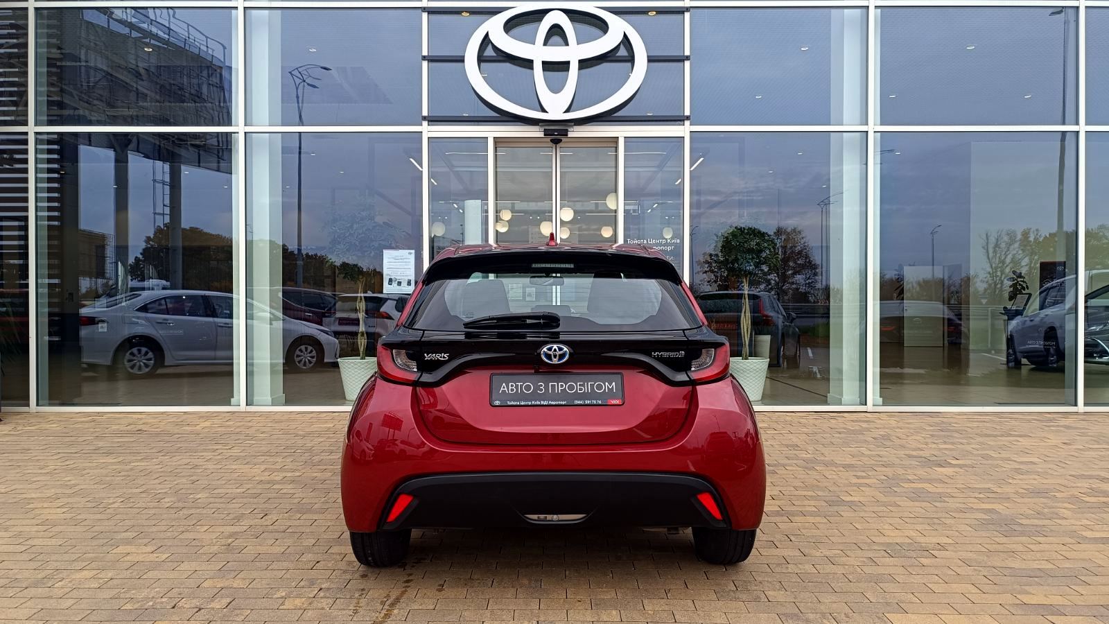 Toyota YARIS 2021 року, Хетчбек, Тойота Центр Київ "ВІДІ Аеропорт", м.Київ | Фото № 4 Toyota YARIS 2021 року з пробігом 82636 км, Хетчбек, Тойота Центр Київ "ВІДІ Аеропорт", м.Київ - 845000 ГРН | Фото № 4