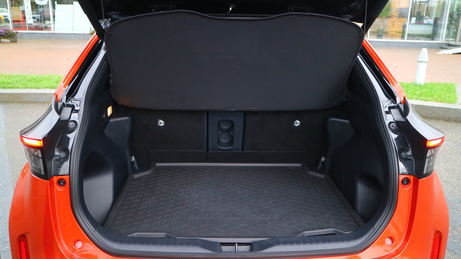 Toyota YARIS CROSS 2022 року, Універсал, Тойота Центр Київ "Автосаміт Укравто Столичне", м.Київ | Фото № 10 Toyota YARIS CROSS 2022 року з пробігом 48747 км, Універсал, Тойота Центр Київ "Автосаміт Укравто Столичне", м.Київ - 1203000 ГРН | Фото № 10
