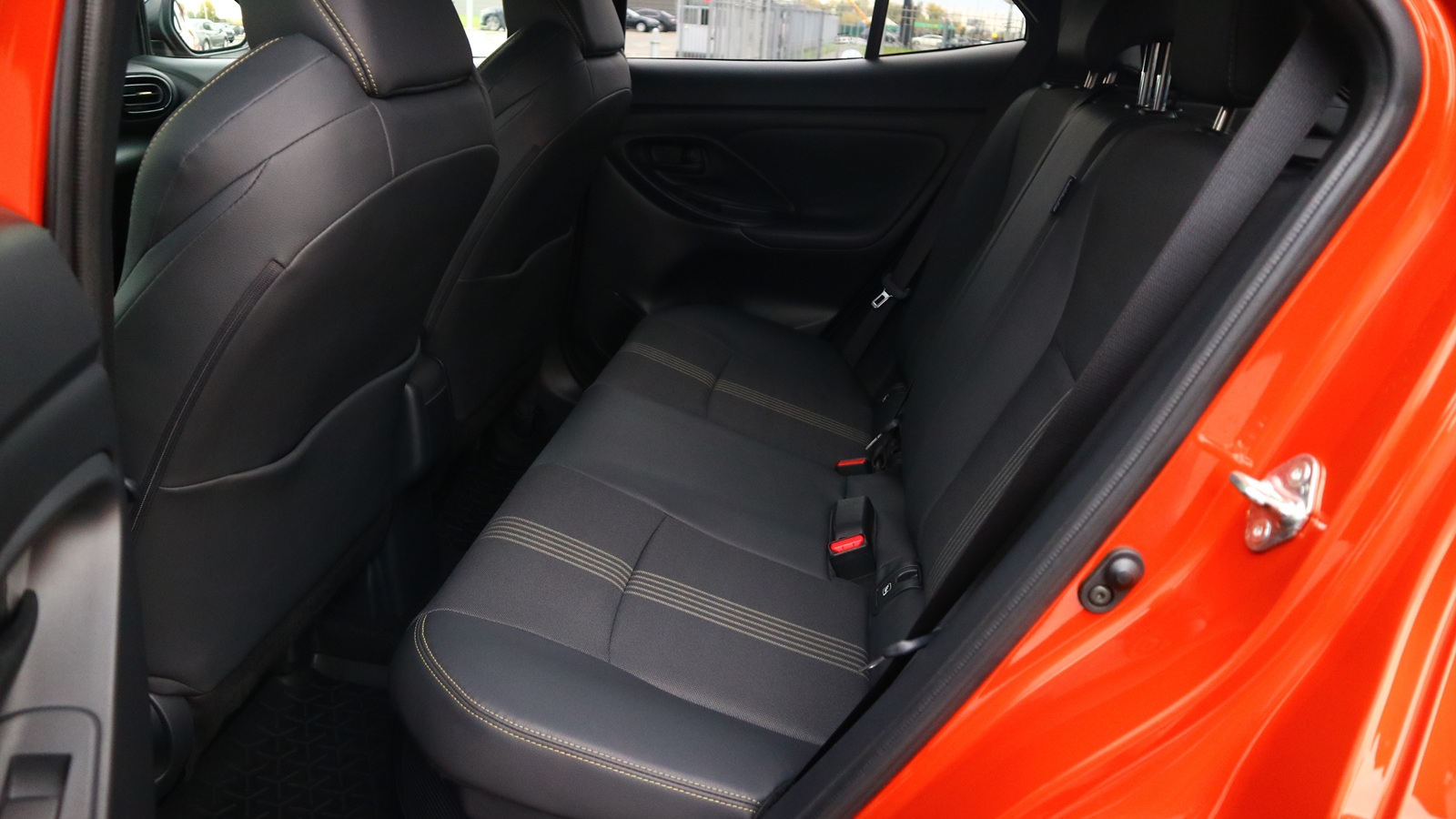 Toyota YARIS CROSS 2022 року, Універсал, Тойота Центр Київ "Автосаміт Укравто Столичне", м.Київ | Фото № 14 Toyota YARIS CROSS 2022 року з пробігом 48747 км, Універсал, Тойота Центр Київ "Автосаміт Укравто Столичне", м.Київ - 1203000 ГРН | Фото № 14