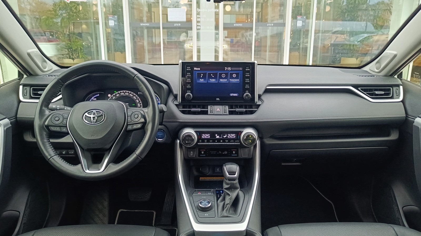 Toyota RAV4 2021 року, Універсал, Тойота Центр Київ "ВіДі Автострада", м.Київ | Фото № 8 Toyota RAV4 2021 року з пробігом 67297 км, Універсал, Тойота Центр Київ "ВіДі Автострада", м.Київ - 1620000 ГРН | Фото № 8
