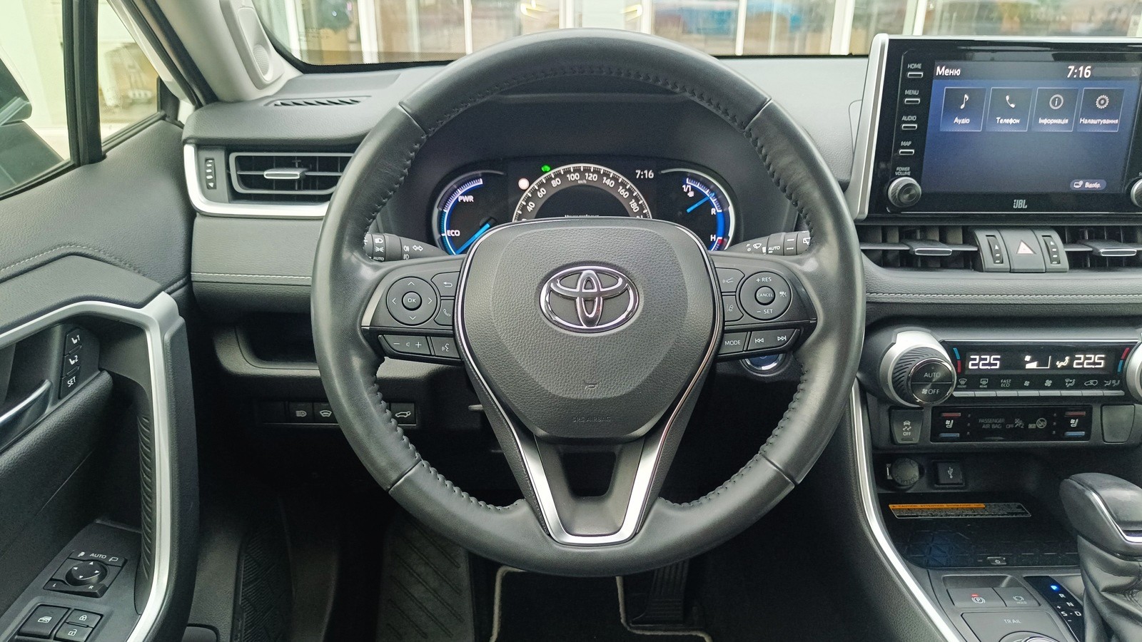 Toyota RAV4 2021 року, Універсал, Тойота Центр Київ "ВіДі Автострада", м.Київ | Фото № 9 Toyota RAV4 2021 року з пробігом 67297 км, Універсал, Тойота Центр Київ "ВіДі Автострада", м.Київ - 1620000 ГРН | Фото № 9