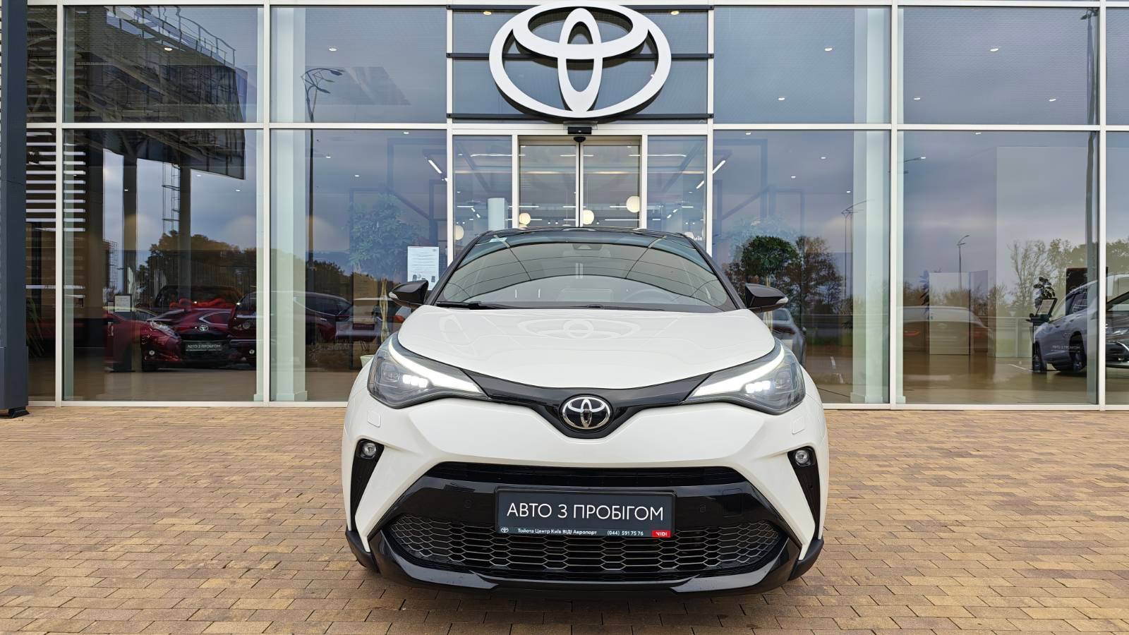 Toyota C-HR 2021 року, Хетчбек, Тойота Центр Київ "ВІДІ Аеропорт", м.Київ | Фото № 5 Toyota C-HR 2021 року з пробігом 49308 км, Хетчбек, Тойота Центр Київ "ВІДІ Аеропорт", м.Київ - 1300000 ГРН | Фото № 5