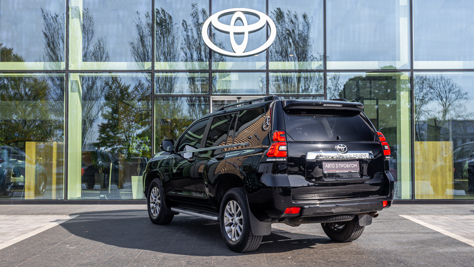 Toyota LAND CRUISER PRADO 2019 року, Універсал, Тойота Центр Дніпро "Алмаз Мотор" на Запорізькому шосе, м.Дніпро | Фото № 2 Toyota LAND CRUISER PRADO 2019 року з пробігом 186230 км, Універсал, Тойота Центр Дніпро "Алмаз Мотор" на Запорізькому шосе, м.Дніпро - 1800000 ГРН | Фото № 2