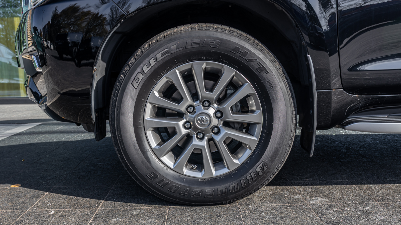 Toyota LAND CRUISER PRADO 2019 року, Універсал, Тойота Центр Дніпро "Алмаз Мотор" на Запорізькому шосе, м.Дніпро | Фото № 18 Toyota LAND CRUISER PRADO 2019 року з пробігом 186230 км, Універсал, Тойота Центр Дніпро "Алмаз Мотор" на Запорізькому шосе, м.Дніпро - 1800000 ГРН | Фото № 18