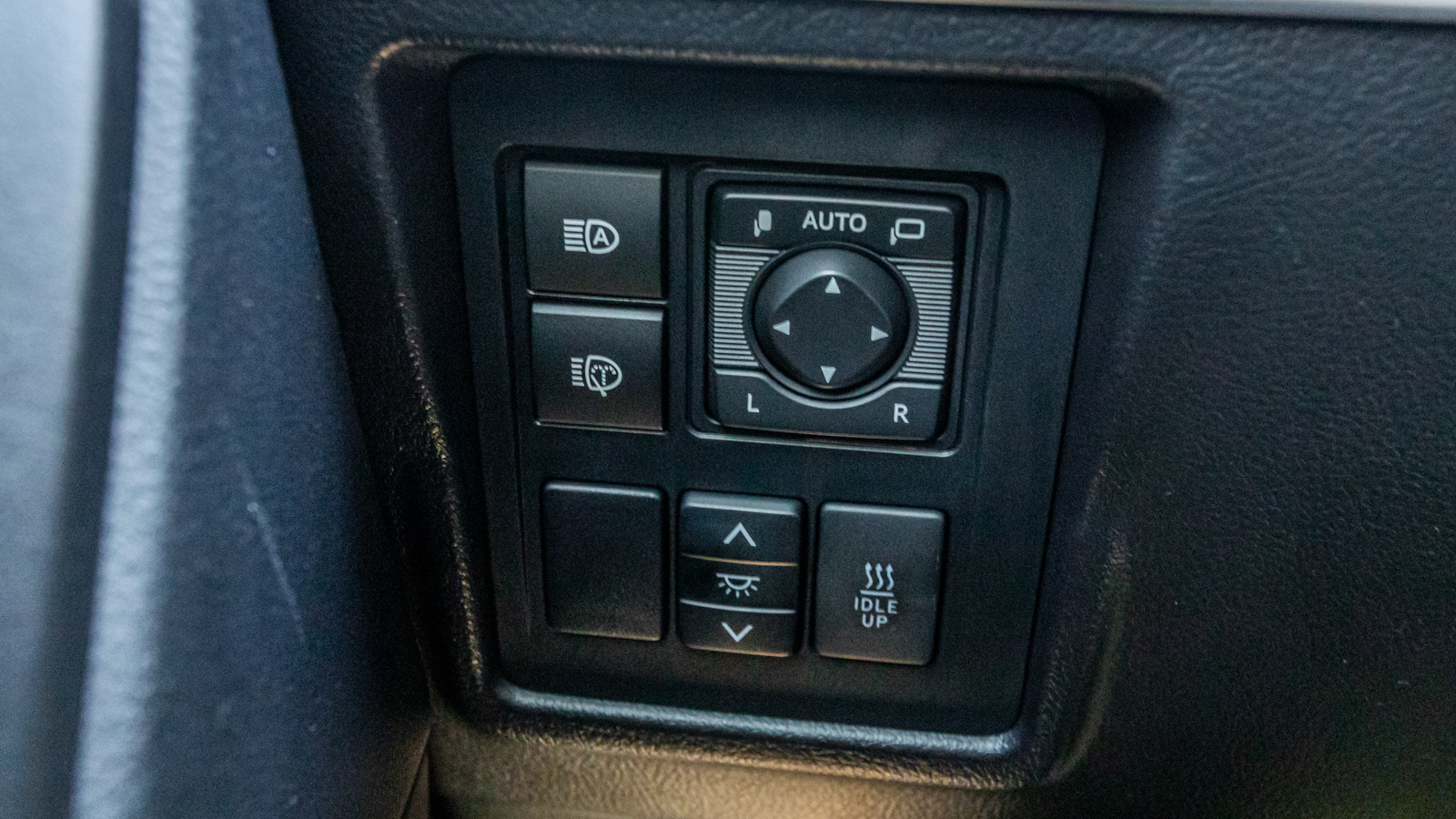 Toyota LAND CRUISER PRADO 2019 року, Універсал, Тойота Центр Дніпро "Алмаз Мотор" на Запорізькому шосе, м.Дніпро | Фото № 25 Toyota LAND CRUISER PRADO 2019 року з пробігом 186230 км, Універсал, Тойота Центр Дніпро "Алмаз Мотор" на Запорізькому шосе, м.Дніпро - 1800000 ГРН | Фото № 25