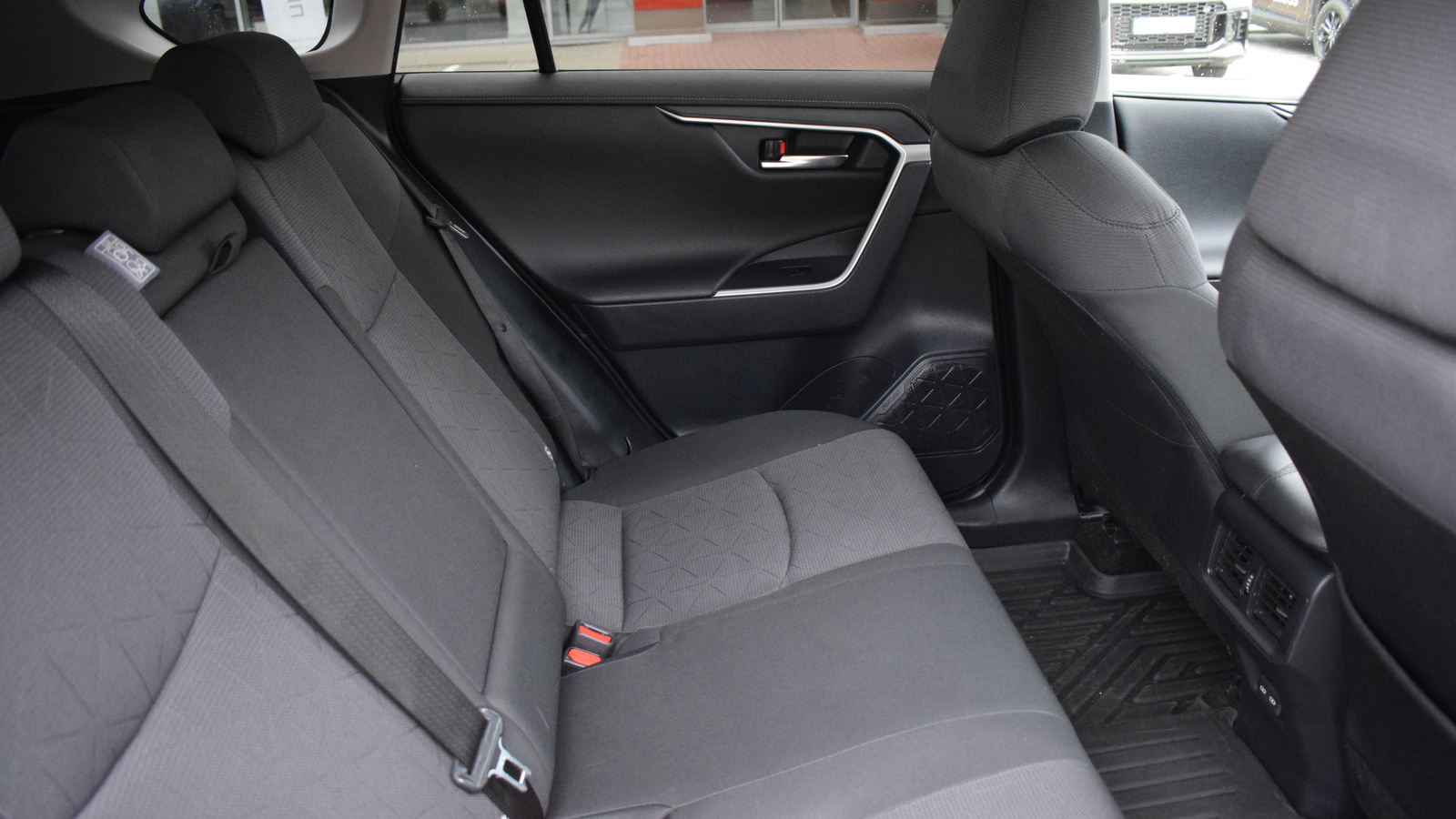 Toyota RAV4 2023 року з пробігом 181110 км, Універсал, Тойота Центр Житомир "Стар - Кар", м.Житомир - 1155102 ГРН | Фото № 7