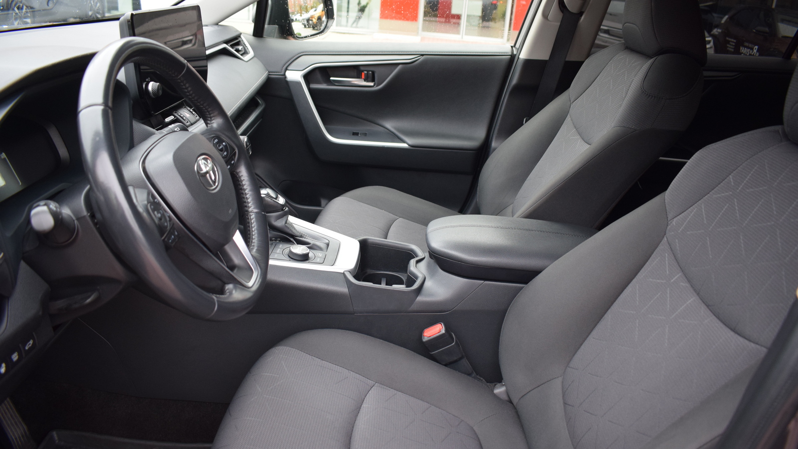 Toyota RAV4 2023 року з пробігом 181110 км, Універсал, Тойота Центр Житомир "Стар - Кар", м.Житомир - 1155102 ГРН | Фото № 12