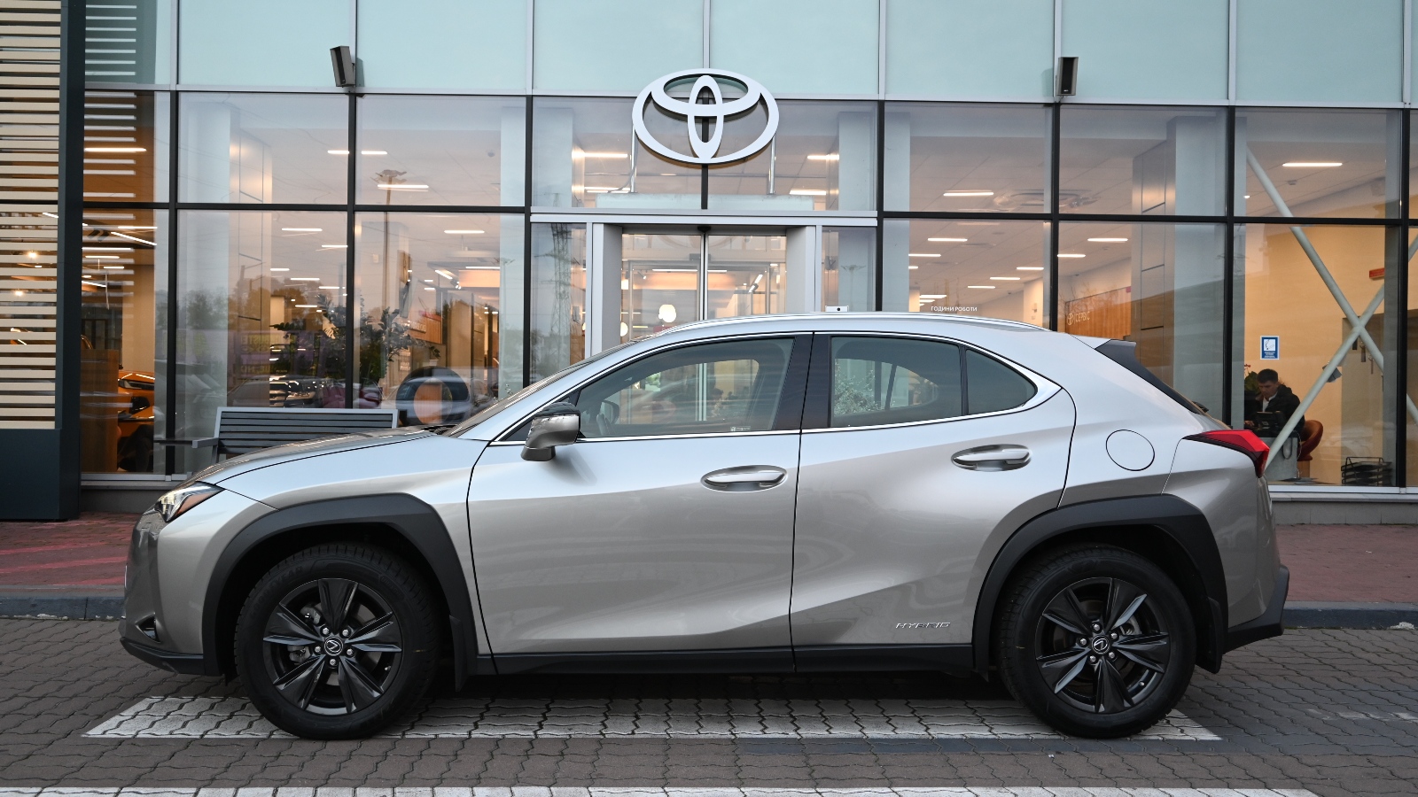 Lexus UX 2020 року з пробігом 48514 км, Хетчбек, Тойота Центр Київ "Сіті Плаза", м.Київ - 1314180 ГРН | Фото № 3