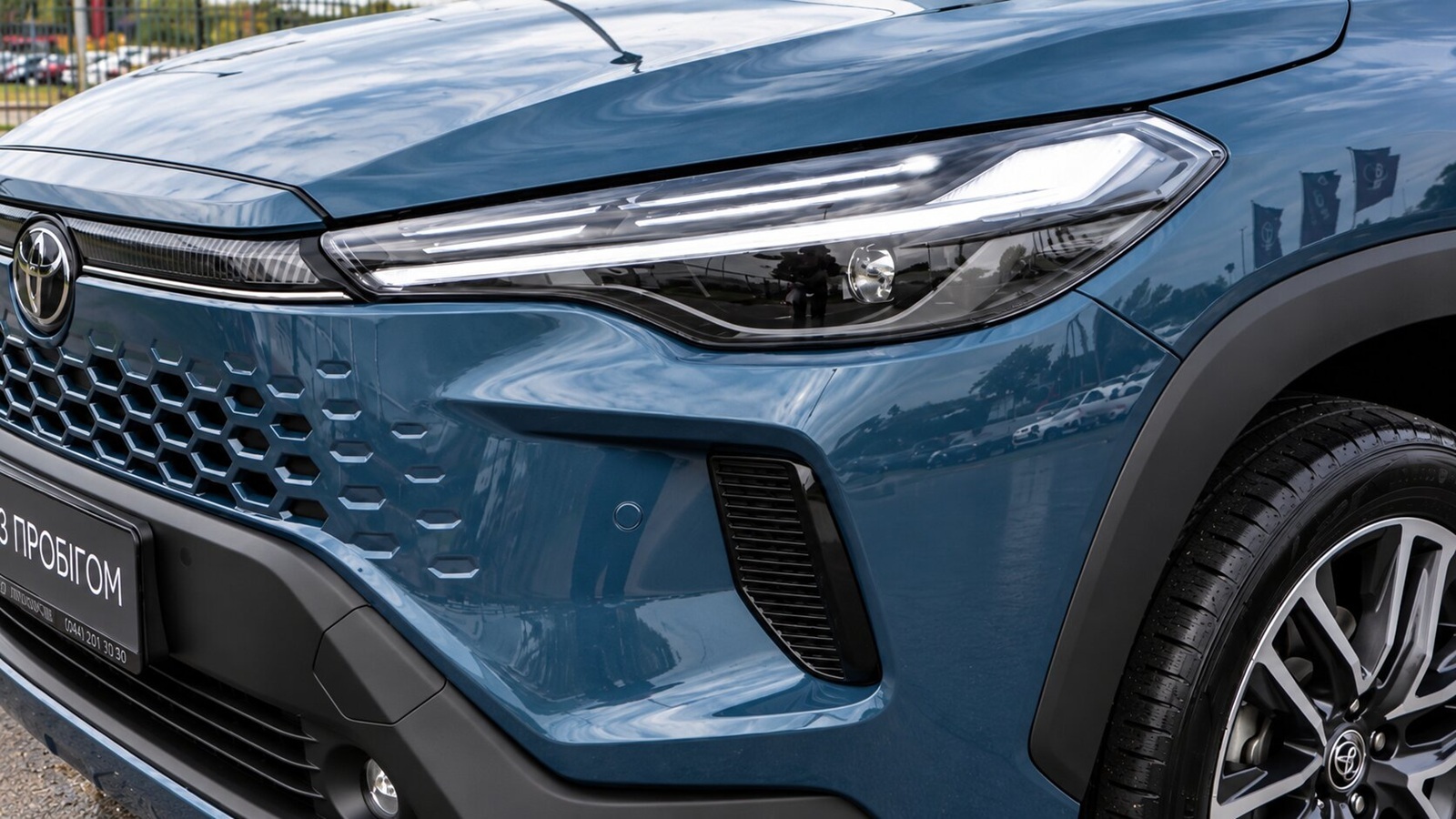 Toyota COROLLA CROSS 2025 року, Універсал, Тойота Центр Київ "Автосаміт Укравто Столичне", м.Київ | Фото № 25 Toyota COROLLA CROSS 2025 року з пробігом 1135 км, Універсал, Тойота Центр Київ "Автосаміт Укравто Столичне", м.Київ - 1845000 ГРН | Фото № 25