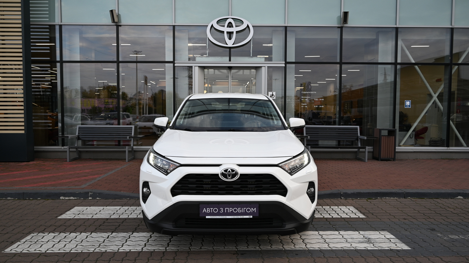 Toyota RAV4 2020 року, Універсал, Тойота Центр Київ "Сіті Плаза", м.Київ | Фото № 5 Toyota RAV4 2020 року з пробігом 128440 км, Універсал, Тойота Центр Київ "Сіті Плаза", м.Київ - 983250 ГРН | Фото № 5
