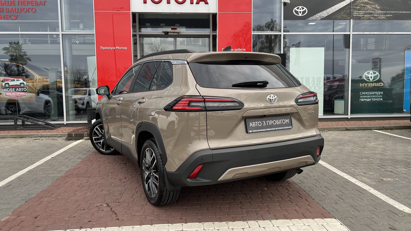 Toyota COROLLA CROSS 2025 року, Універсал, Тойота Центр Вінниця "Преміум Мотор", м.Вінниця | Фото № 2 Toyota COROLLA CROSS 2025 року з пробігом 5135 км, Універсал, Тойота Центр Вінниця "Преміум Мотор", м.Вінниця - 1845000 ГРН | Фото № 2