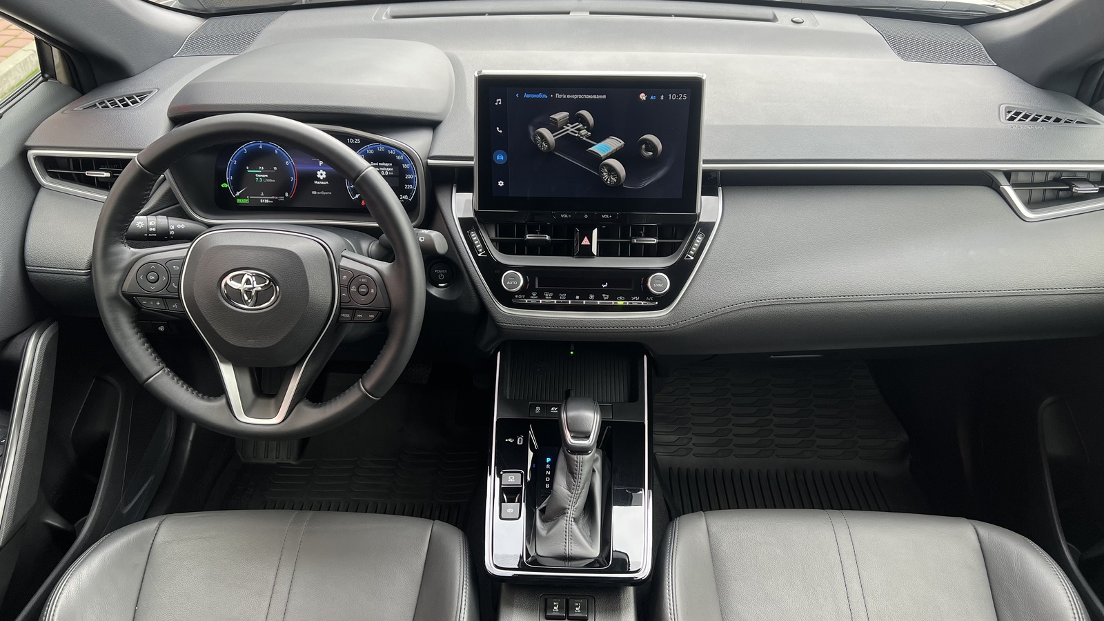 Toyota COROLLA CROSS 2025 року, Універсал, Тойота Центр Вінниця "Преміум Мотор", м.Вінниця | Фото № 8 Toyota COROLLA CROSS 2025 року з пробігом 5135 км, Універсал, Тойота Центр Вінниця "Преміум Мотор", м.Вінниця - 1845000 ГРН | Фото № 8