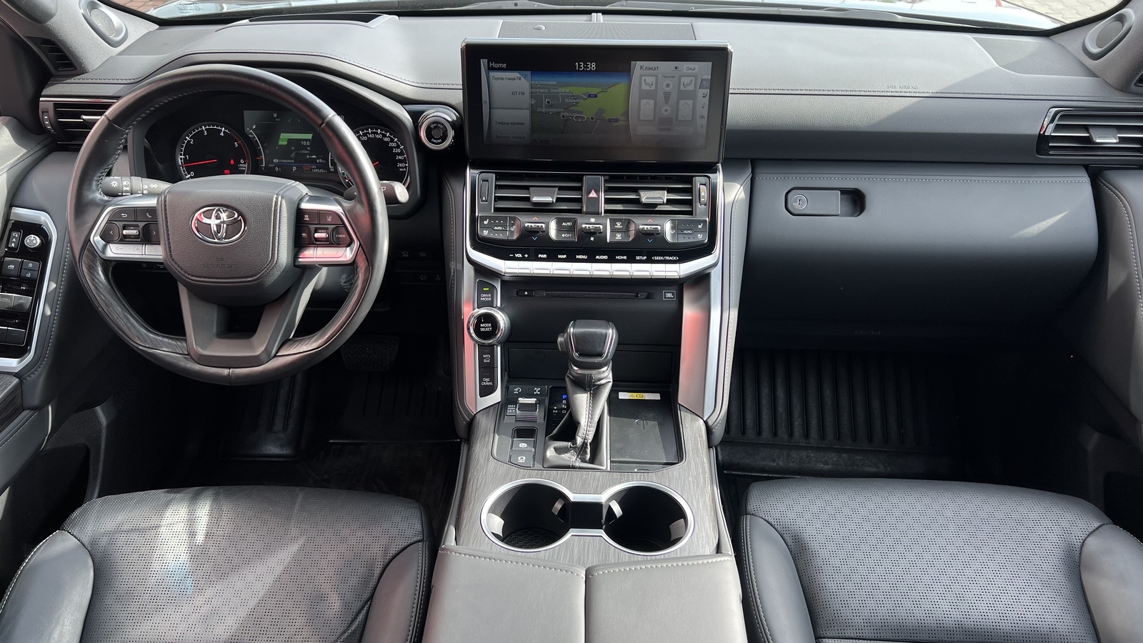 Toyota LAND CRUISER 2023 року, Універсал, Тойота Центр Вінниця "Преміум Мотор", м.Вінниця | Фото № 8 Toyota LAND CRUISER 2023 року з пробігом 150000 км, Універсал, Тойота Центр Вінниця "Преміум Мотор", м.Вінниця - 3240000 ГРН | Фото № 8