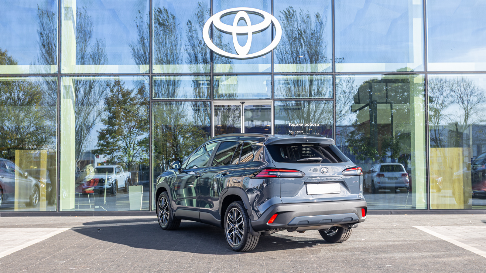 Toyota COROLLA CROSS 2025 року, Універсал, Тойота Центр Дніпро "Алмаз Мотор" на Запорізькому шосе, м.Дніпро | Фото № 2 Toyota COROLLA CROSS 2025 року з пробігом 1489 км, Універсал, Тойота Центр Дніпро "Алмаз Мотор" на Запорізькому шосе, м.Дніпро - 1812380 ГРН | Фото № 2