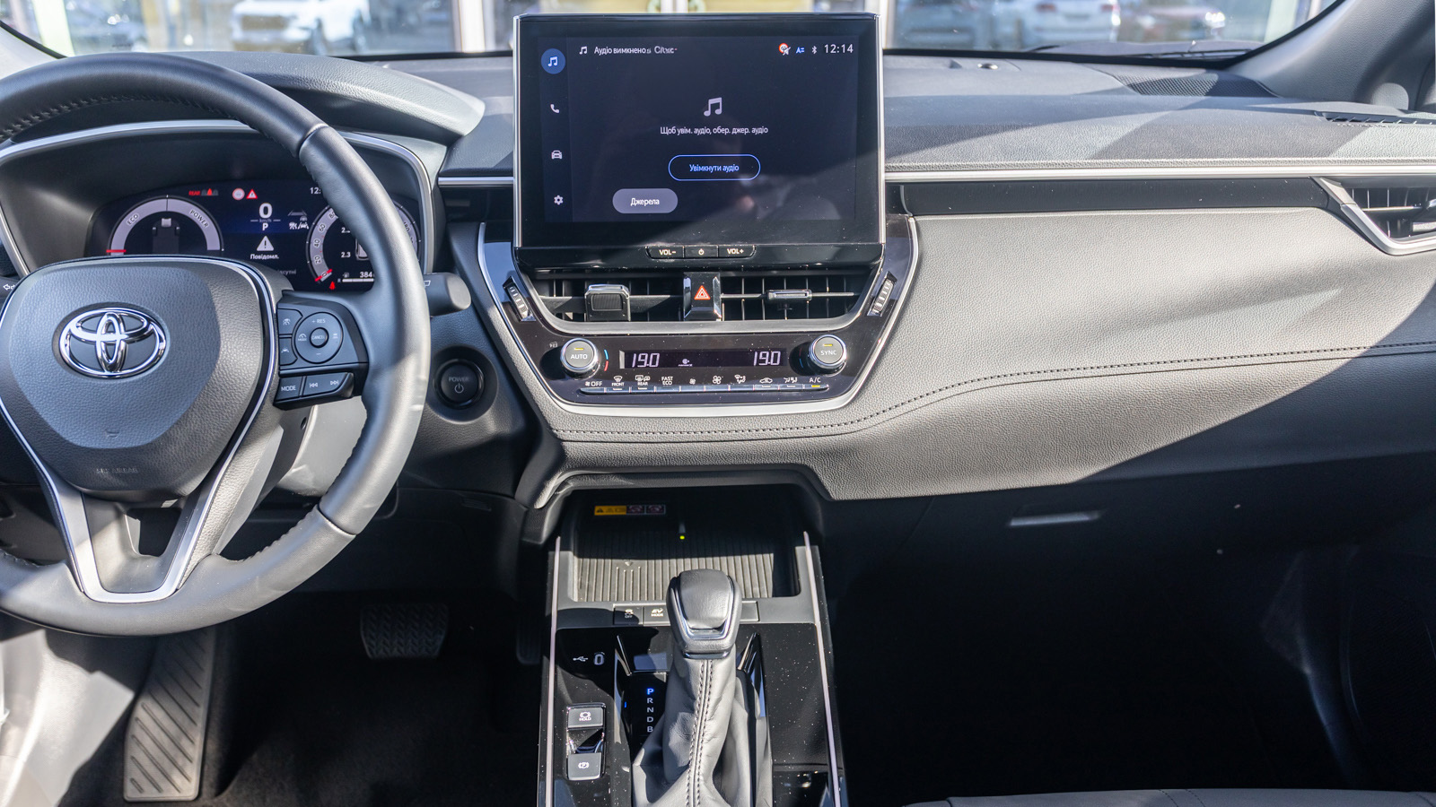 Toyota COROLLA CROSS 2025 року, Універсал, Тойота Центр Дніпро "Алмаз Мотор" на Запорізькому шосе, м.Дніпро | Фото № 15 Toyota COROLLA CROSS 2025 року з пробігом 1489 км, Універсал, Тойота Центр Дніпро "Алмаз Мотор" на Запорізькому шосе, м.Дніпро - 1812380 ГРН | Фото № 15