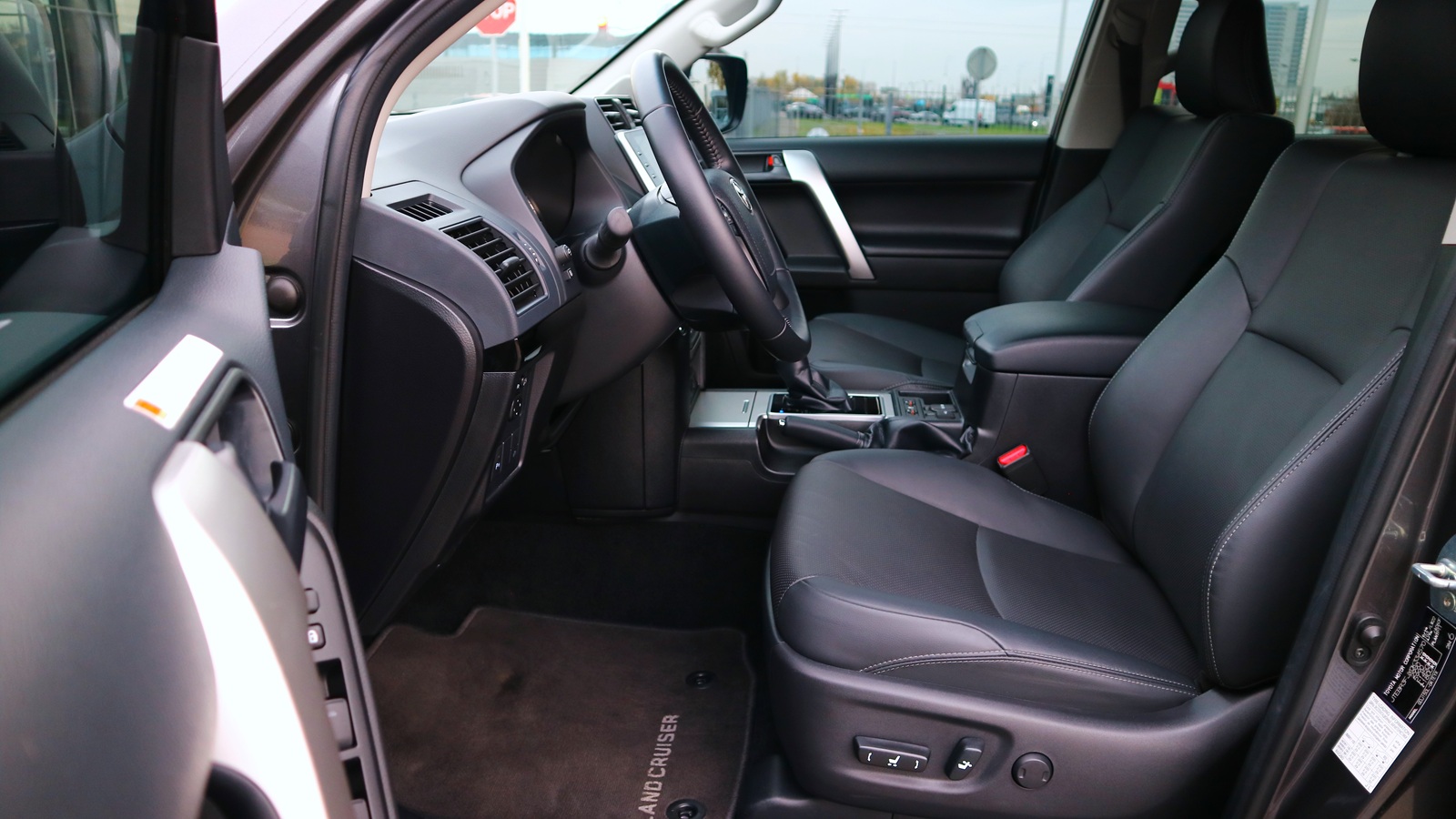 Toyota LAND CRUISER PRADO 2023 року, Універсал, Тойота Центр Київ "Автосаміт Укравто Столичне", м.Київ | Фото № 13 Toyota LAND CRUISER PRADO 2023 року з пробігом 18235 км, Універсал, Тойота Центр Київ "Автосаміт Укравто Столичне", м.Київ - 2497000 ГРН | Фото № 13