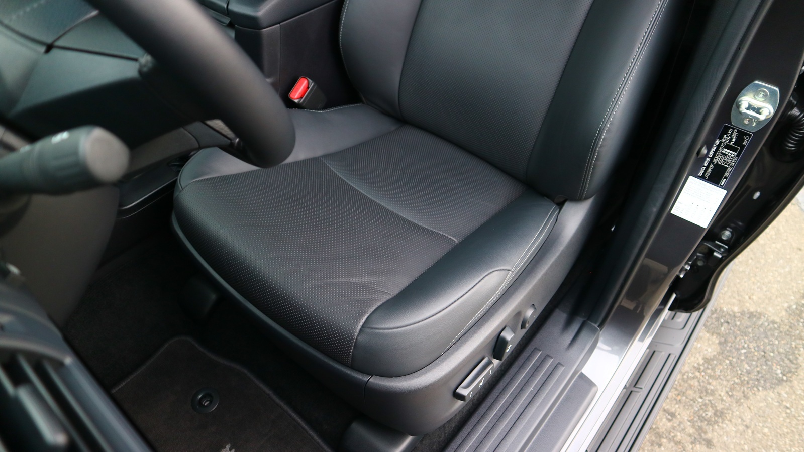 Toyota LAND CRUISER PRADO 2023 року, Універсал, Тойота Центр Київ "Автосаміт Укравто Столичне", м.Київ | Фото № 15 Toyota LAND CRUISER PRADO 2023 року з пробігом 18235 км, Універсал, Тойота Центр Київ "Автосаміт Укравто Столичне", м.Київ - 2497000 ГРН | Фото № 15