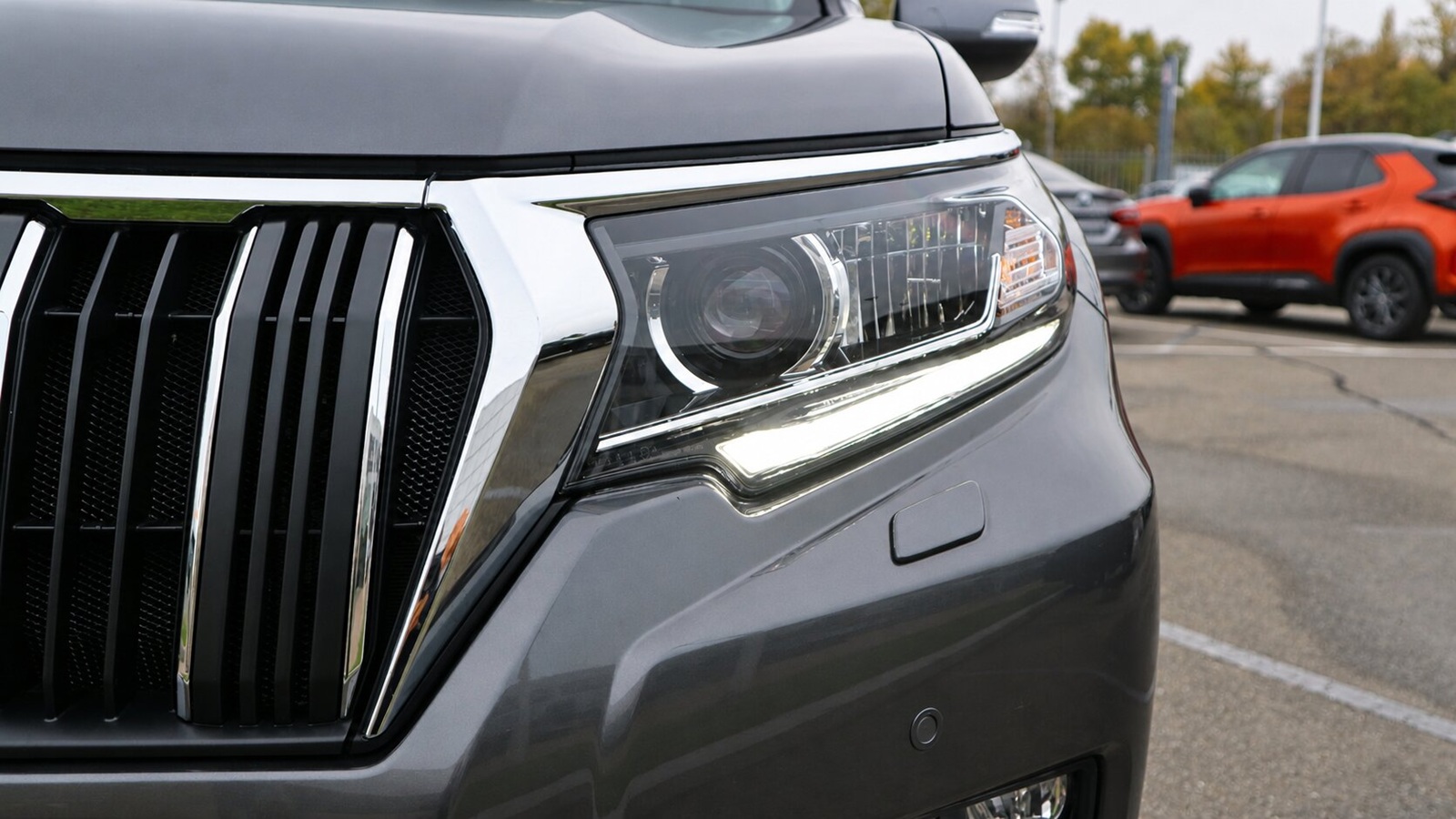 Toyota LAND CRUISER PRADO 2023 року, Універсал, Тойота Центр Київ "Автосаміт Укравто Столичне", м.Київ | Фото № 28 Toyota LAND CRUISER PRADO 2023 року з пробігом 18235 км, Універсал, Тойота Центр Київ "Автосаміт Укравто Столичне", м.Київ - 2497000 ГРН | Фото № 28
