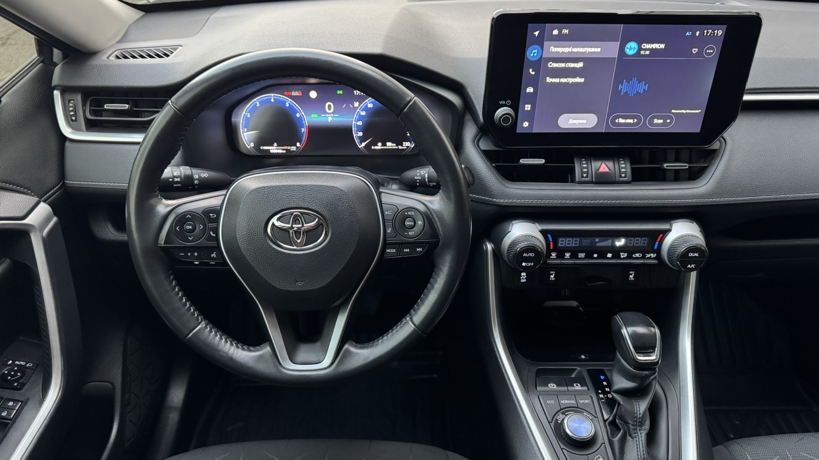 Toyota RAV4 2023 року, Універсал, Тойота Центр Київ "Автосаміт Укравто", м.Київ | Фото № 9 Toyota RAV4 2023 року з пробігом 199931 км, Універсал, Тойота Центр Київ "Автосаміт Укравто", м.Київ - 1120000 ГРН | Фото № 9