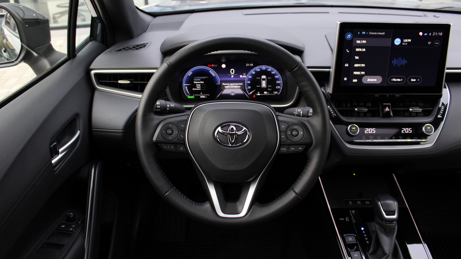 Toyota COROLLA CROSS 2025 року, Універсал, Тойота Центр Черкаси "Мотор Сіті", м.Черкаси | Фото № 9 Toyota COROLLA CROSS 2025 року з пробігом 2326 км, Універсал, Тойота Центр Черкаси "Мотор Сіті", м.Черкаси - 1890000 ГРН | Фото № 9