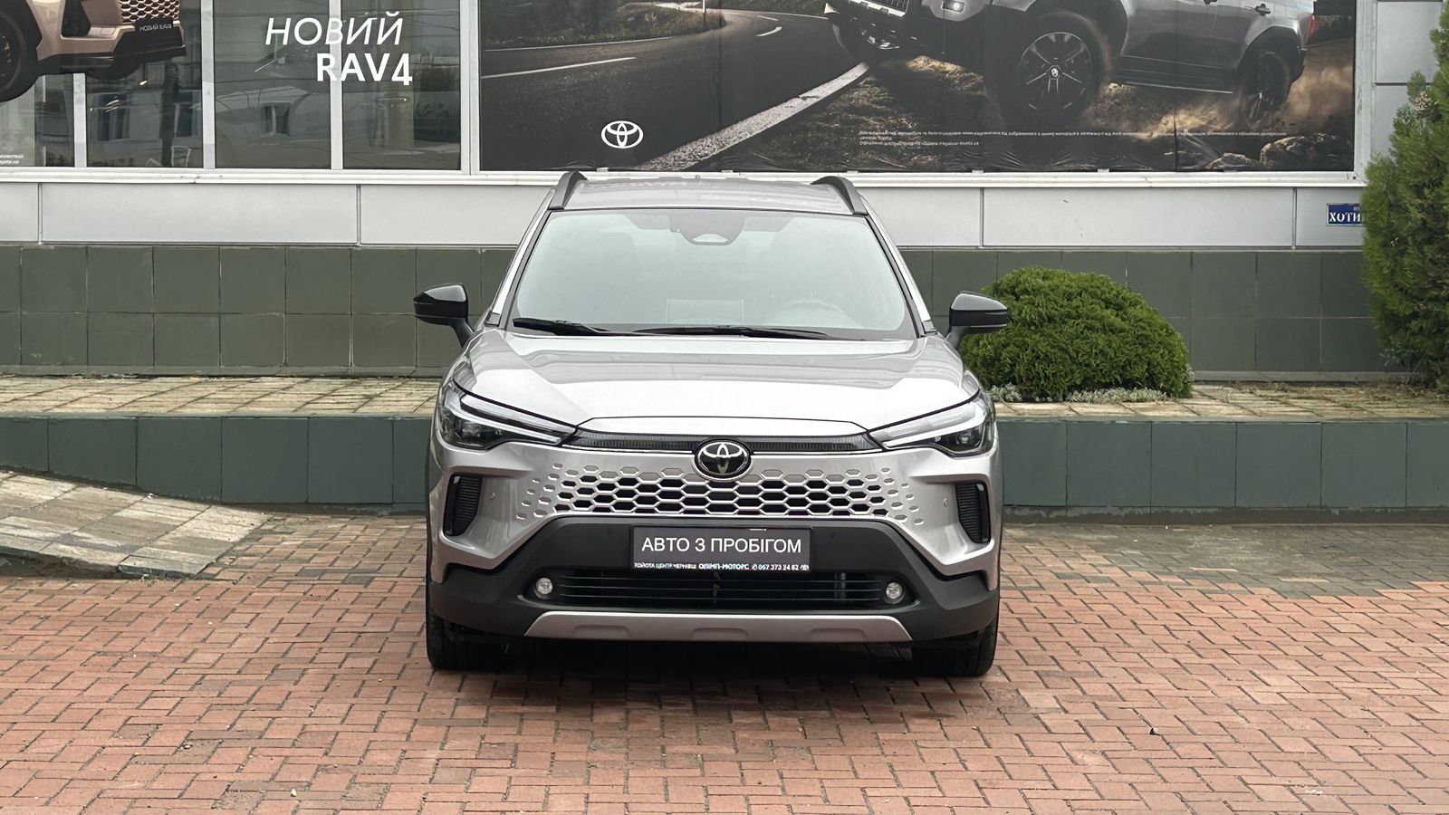 Toyota COROLLA CROSS 2025 року, Універсал, Тойота Центр Чернівці "Олімп-Моторс", м.Чернівці | Фото № 5 Toyota COROLLA CROSS 2025 року з пробігом 905 км, Універсал, Тойота Центр Чернівці "Олімп-Моторс", м.Чернівці - 1820000 ГРН | Фото № 5