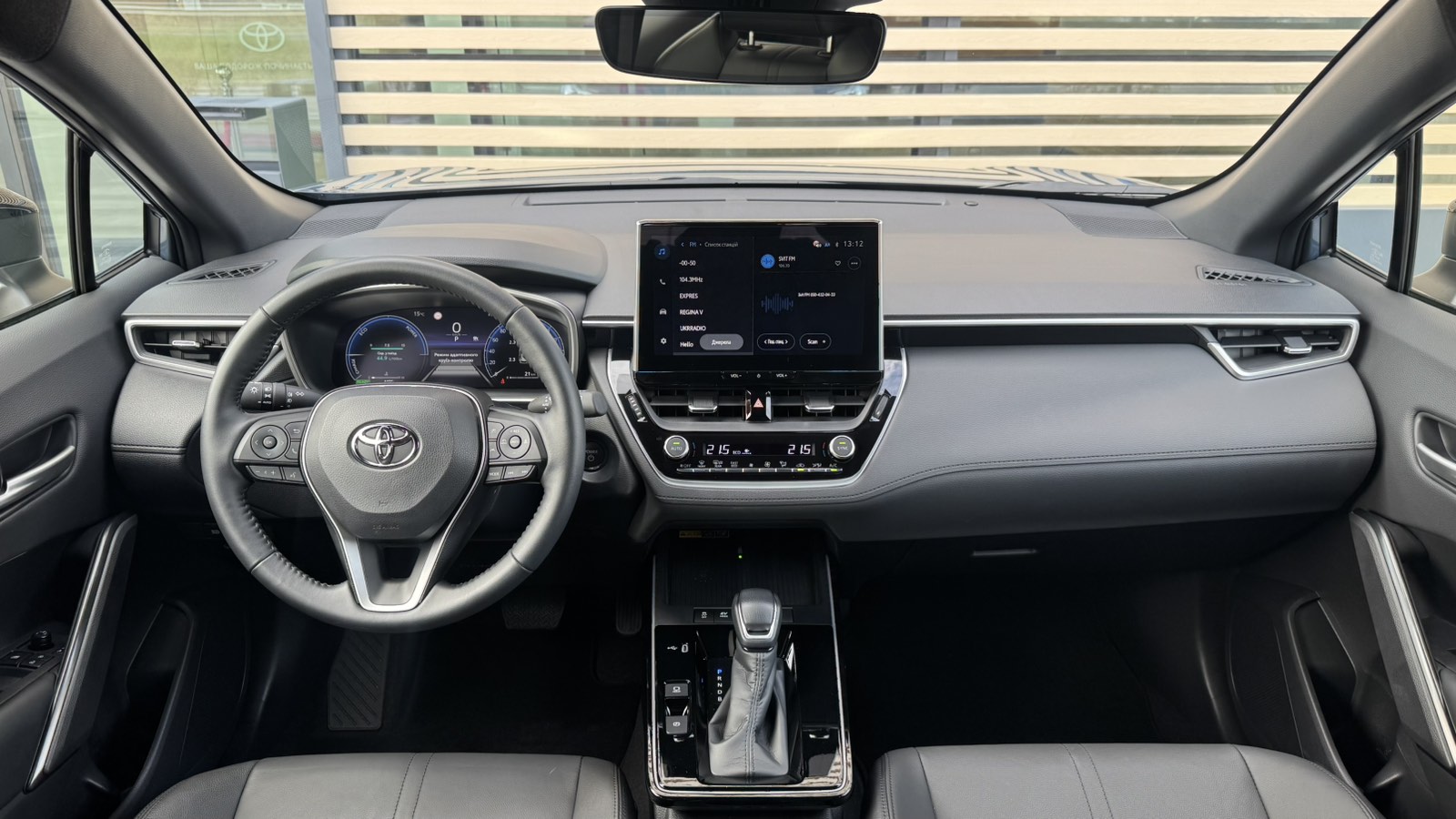 Toyota COROLLA CROSS 2025 року з пробігом 4485 км, Універсал, Тойота Центр Ужгород "Карат Мотор", м.Ужгород - 1812380 ГРН | Фото № 8